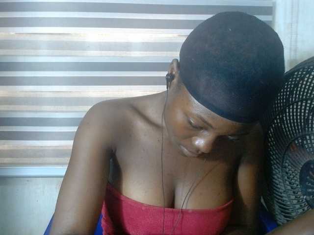 Beachxgirl live cam on BongaCams