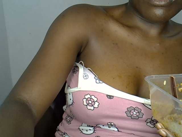 Beachxgirl live cam on BongaCams