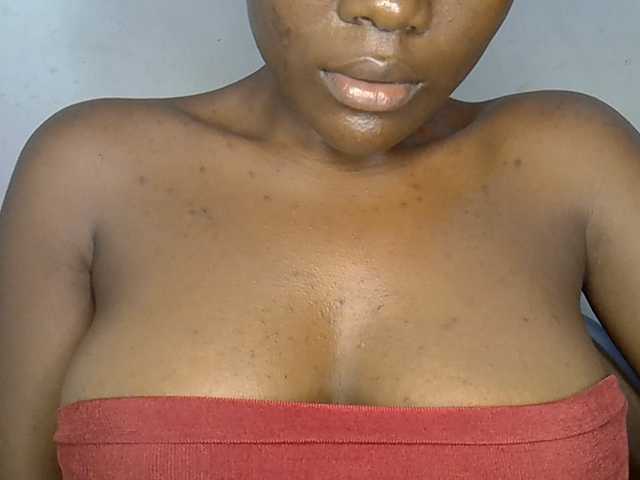 Beachxgirl live cam on BongaCams