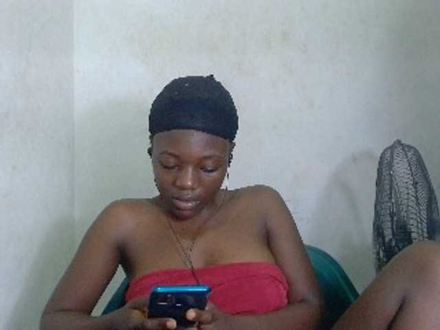Beachxgirl live webcam show