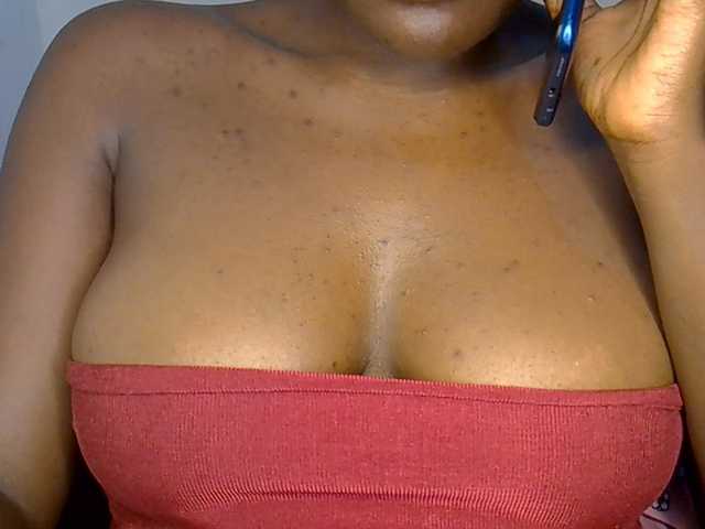 Beachxgirl live cam on BongaCams