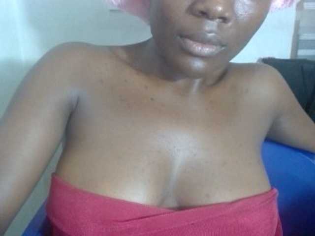 Beachxgirl live cam on BongaCams
