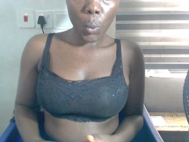Beachxgirl live webcam show