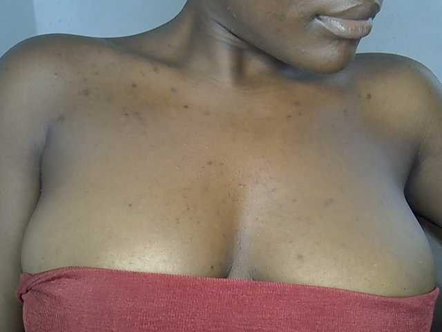 Beachxgirl live cam on BongaCams