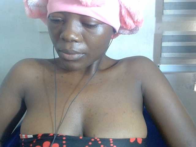 Beachxgirl live cam on BongaCams