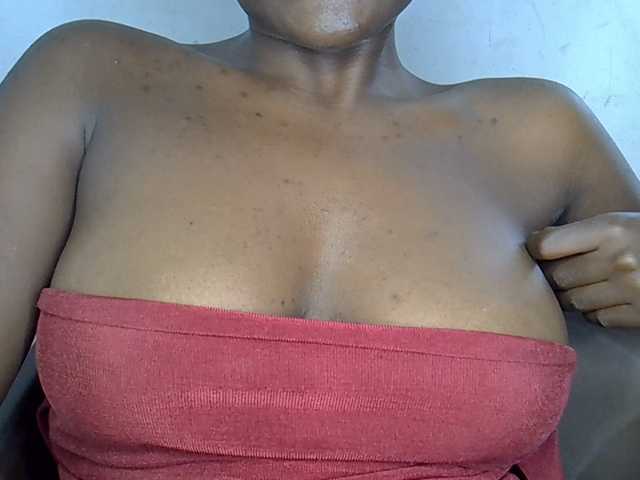 Beachxgirl live cam on BongaCams