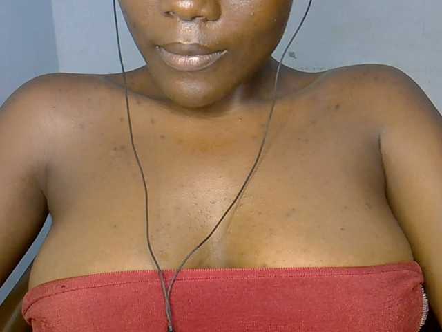 Beachxgirl live cam on BongaCams