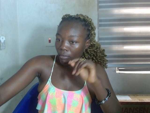 Beachxgirl live cam on BongaCams