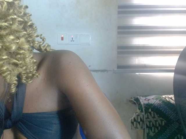 Beachxgirl live cam on BongaCams