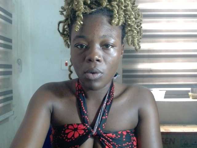 Beachxgirl live cam on BongaCams