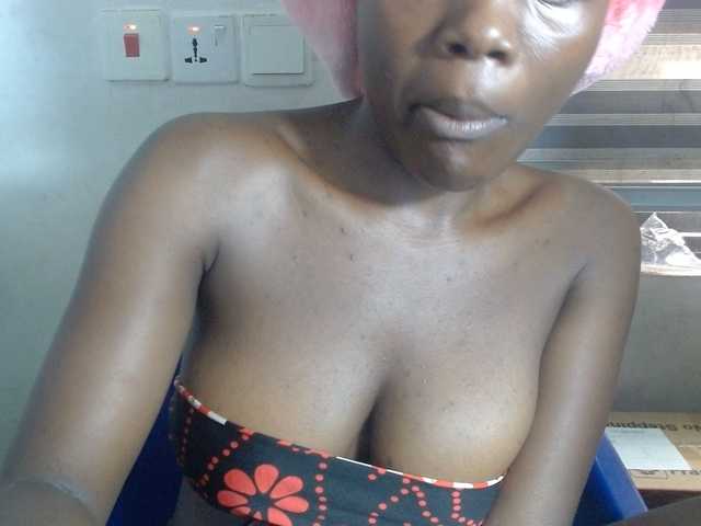 Beachxgirl live cam on BongaCams