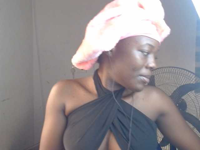 Beachxgirl live webcam show