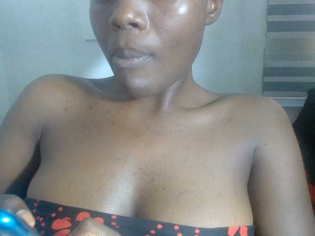 Beachxgirl live cam on BongaCams