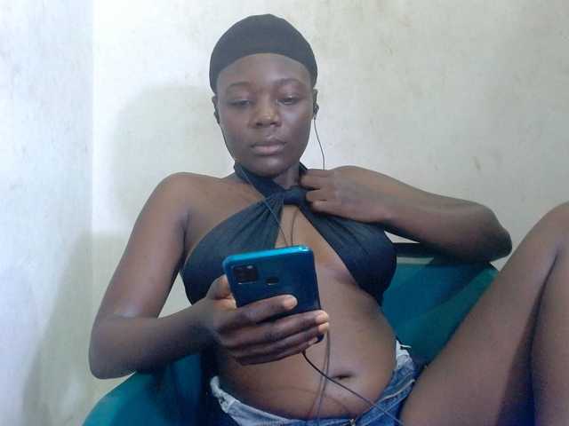 Beachxgirl live cam on BongaCams