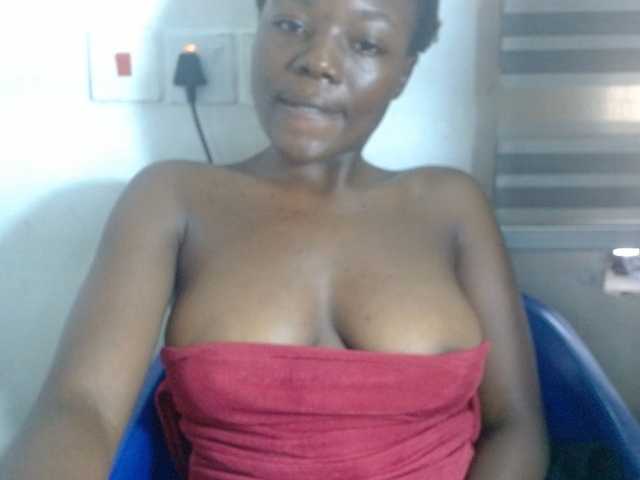 Beachxgirl live cam on BongaCams