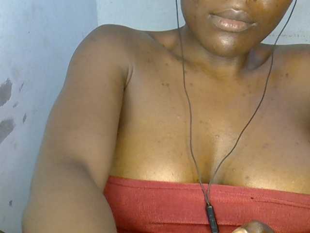 Beachxgirl live cam on BongaCams