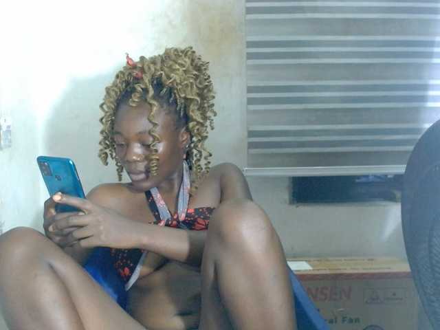 Beachxgirl live cam on BongaCams