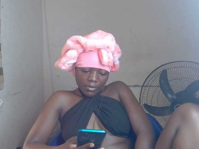 Beachxgirl live cam on BongaCams