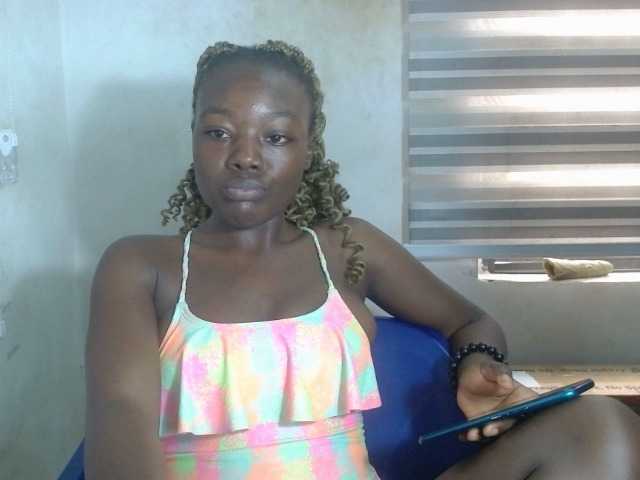 Beachxgirl live cam on BongaCams