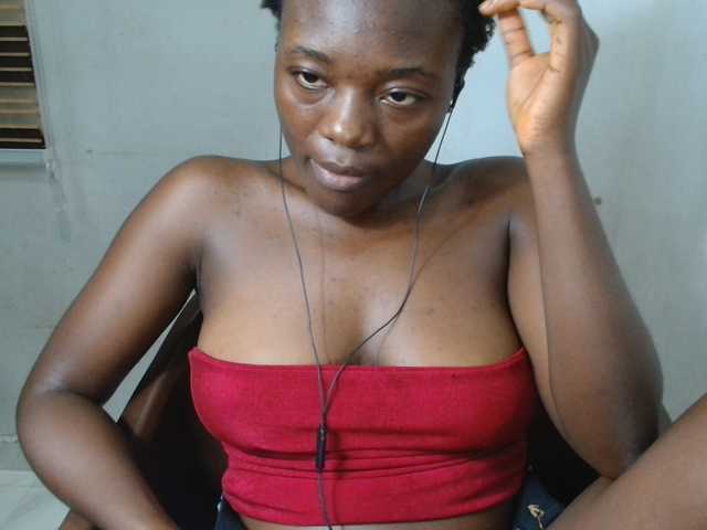 Beachxgirl live cam on BongaCams