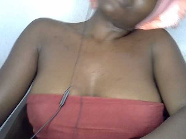 Beachxgirl live cam on BongaCams