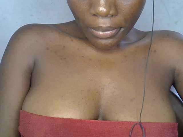 Beachxgirl live cam on BongaCams