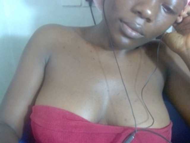 Beachxgirl live cam on BongaCams