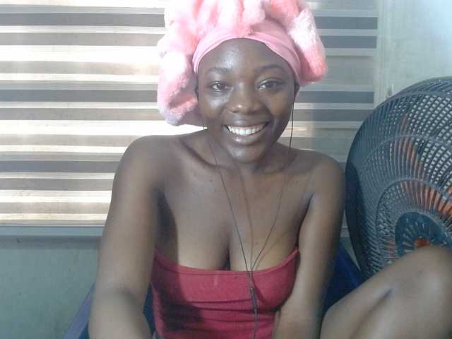 Beachxgirl live cam on BongaCams