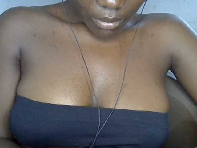 Beachxgirl live cam on BongaCams
