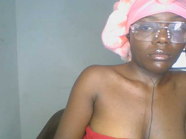 Beachxgirl live cam on BongaCams