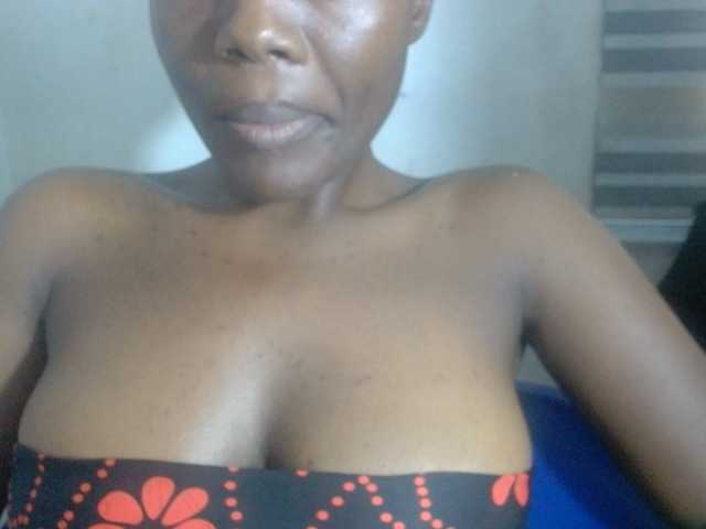 Beachxgirl live cam on BongaCams