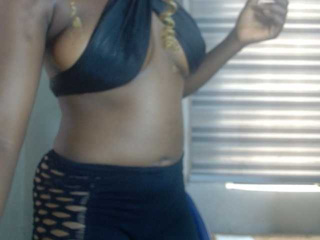 Beachxgirl live cam on BongaCams