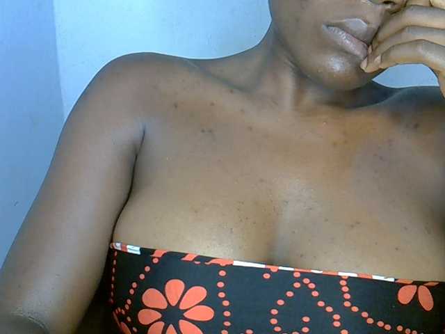 Beachxgirl live cam on BongaCams