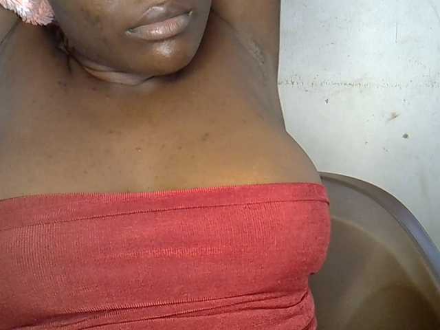 Beachxgirl live cam on BongaCams