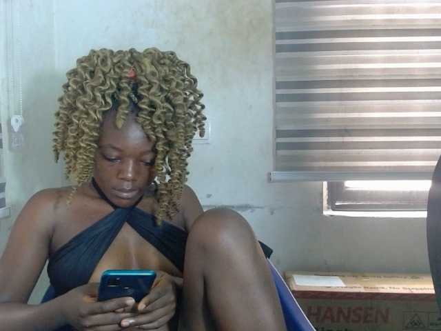 Beachxgirl live cam on BongaCams