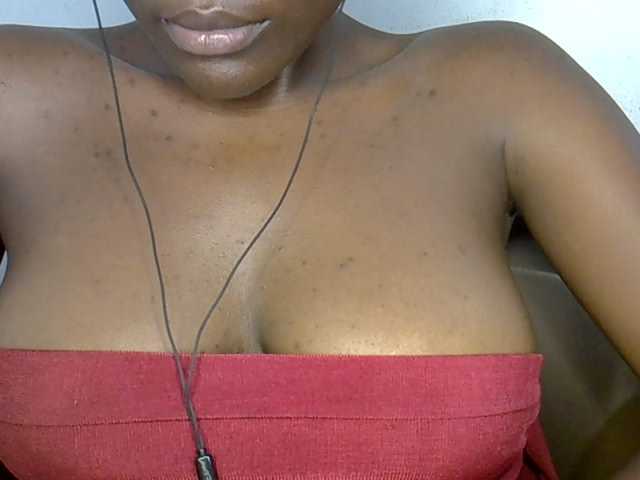 Beachxgirl live cam on BongaCams