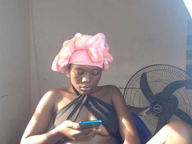 Beachxgirl live cam on BongaCams