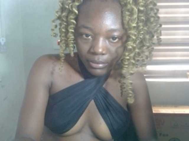 Beachxgirl live cam on BongaCams