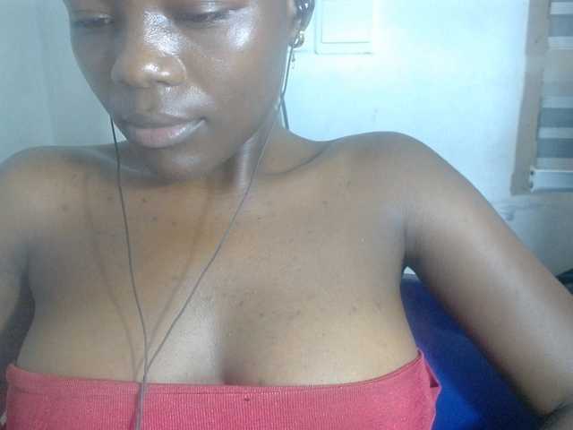 Beachxgirl live cam on BongaCams