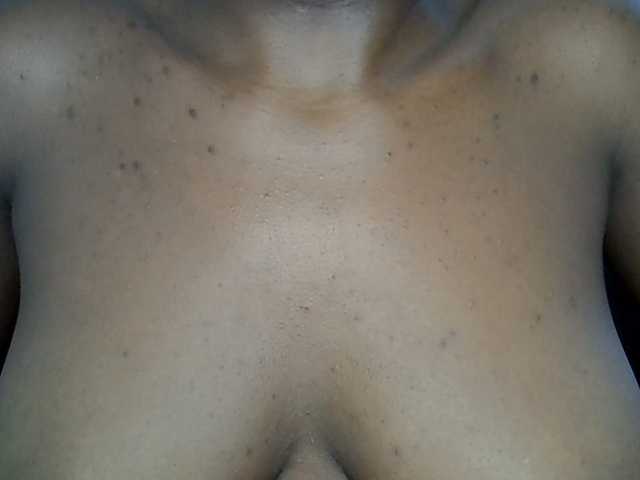 Beachxgirl live cam on BongaCams
