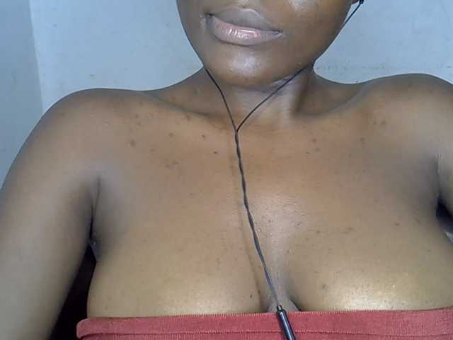 Beachxgirl live cam on BongaCams