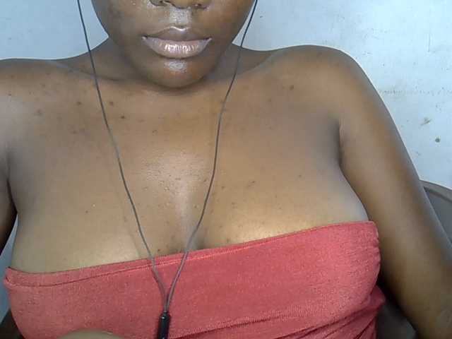 Beachxgirl live cam on BongaCams