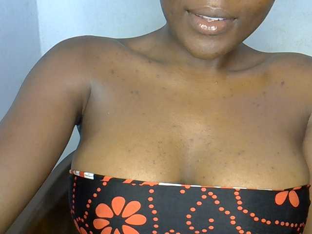 Beachxgirl live cam on BongaCams