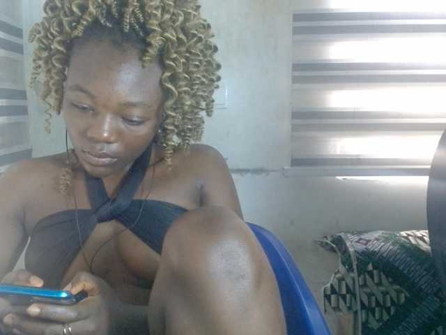 Beachxgirl live cam on BongaCams