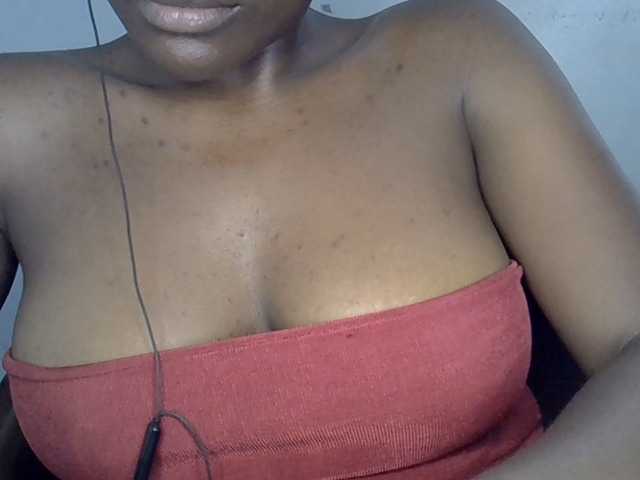 Beachxgirl live cam on BongaCams