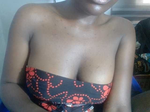 Beachxgirl live cam on BongaCams