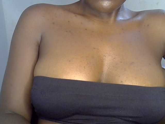 Beachxgirl live cam on BongaCams