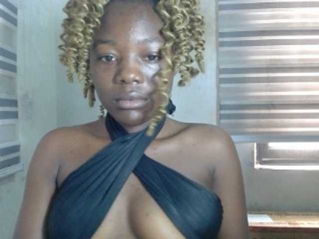Beachxgirl live cam on BongaCams