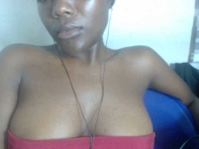 Beachxgirl live cam on BongaCams