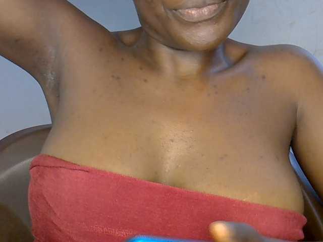 Beachxgirl live cam on BongaCams